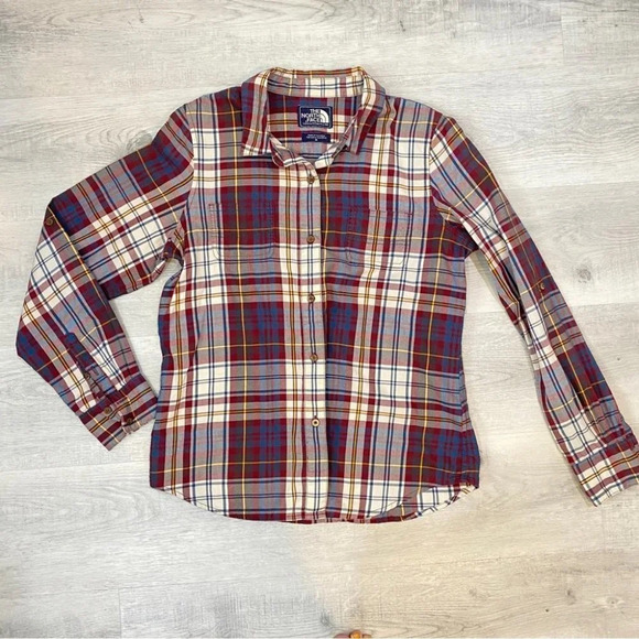 The North Face Plaid Button Down Shirt Size M with Roll Up Sleeves - Picture 1 of 16
